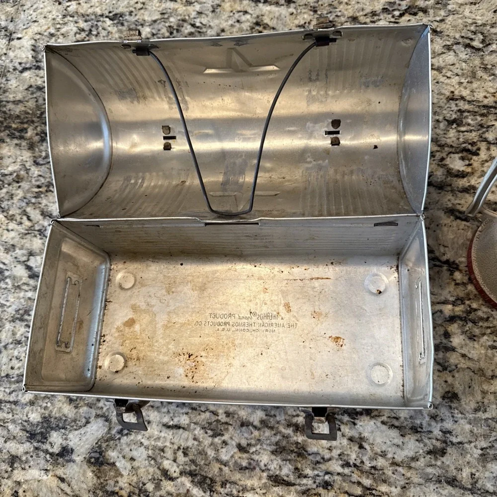 Vintage Aluminum workers or miners Thermos Lunch Bucket w/ thermos No safety pin